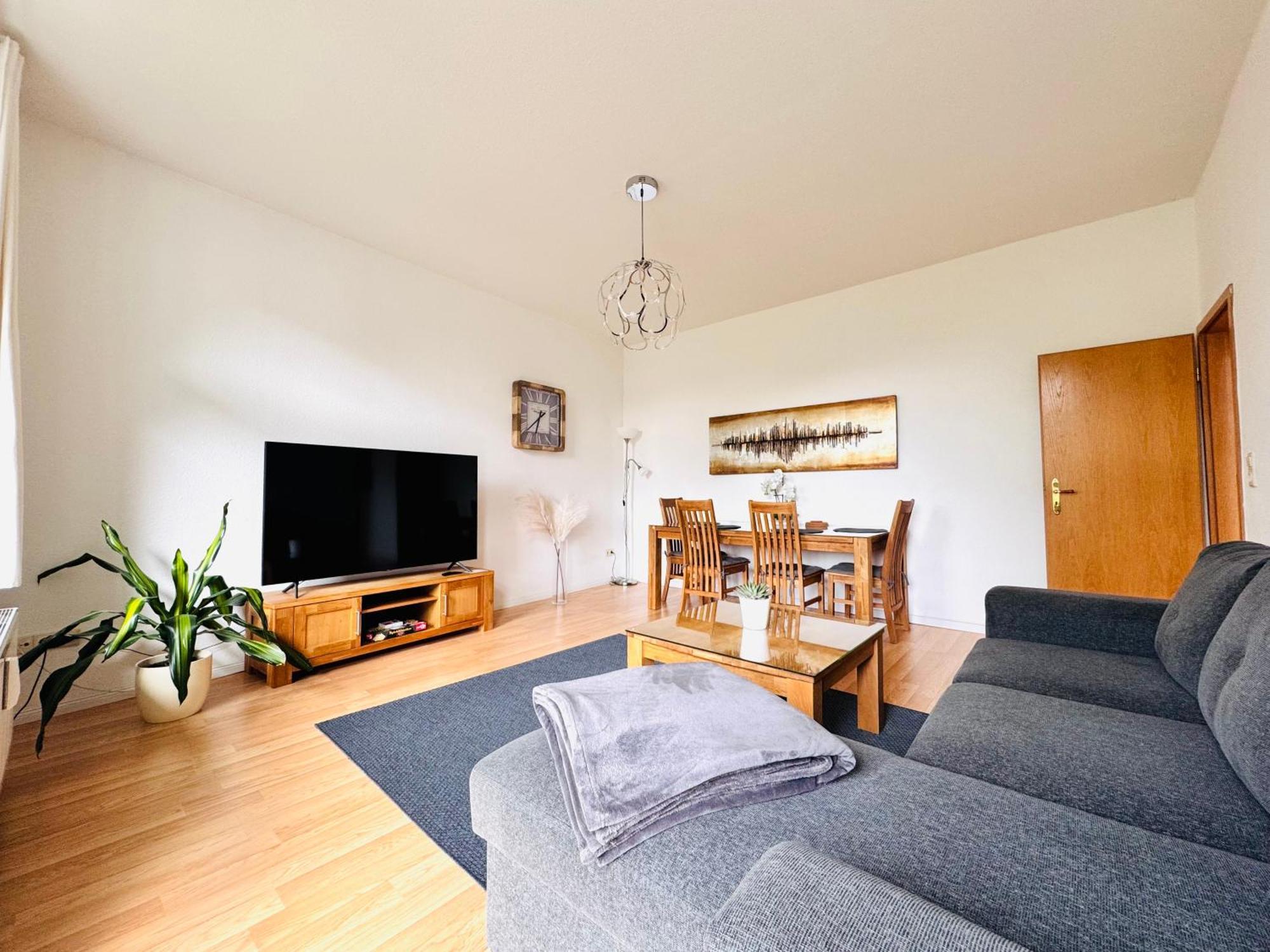 Attraktive Wohnung Im Schoenen Hinterhof Шверин Экстерьер фото