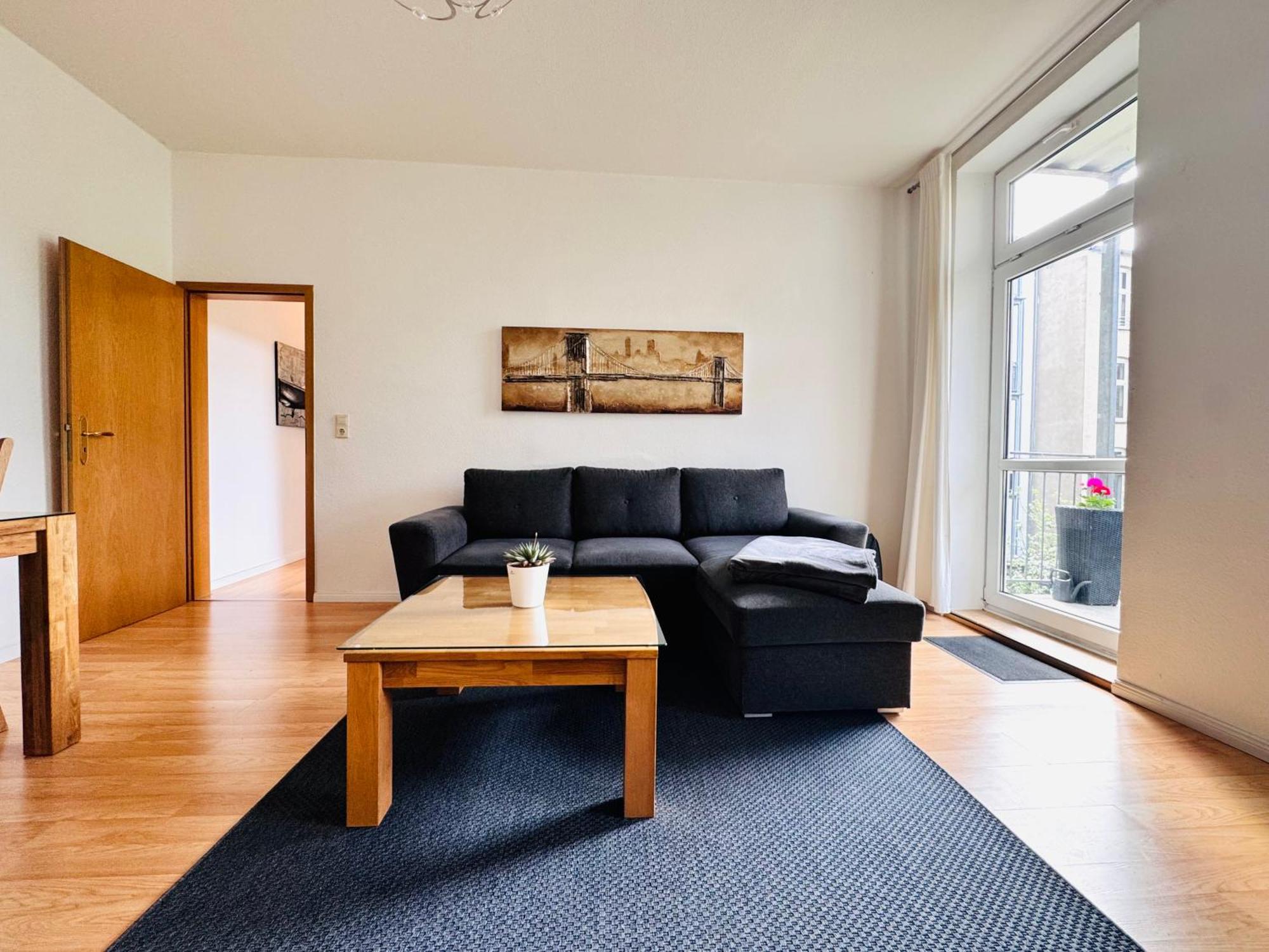 Attraktive Wohnung Im Schoenen Hinterhof Шверин Экстерьер фото